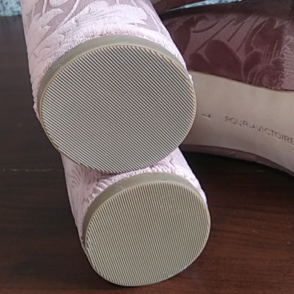 NIB Pour La Victoire CeCe Pump - Picture 5 of 7